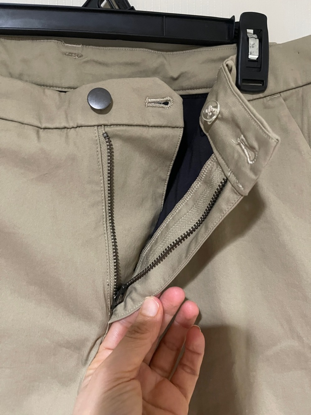 NWOT lululemon athletica Men's Flat-Front Chino Shorts in Khaki Size 31 - Picture 6 of 12